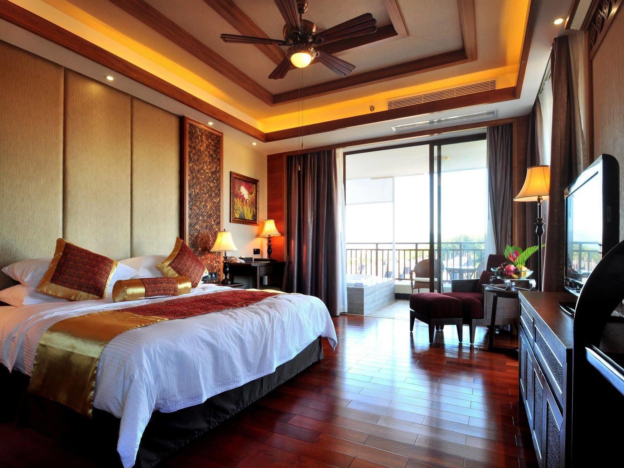 Zhongao Hotel Shimei Bay Wanning Exterior photo